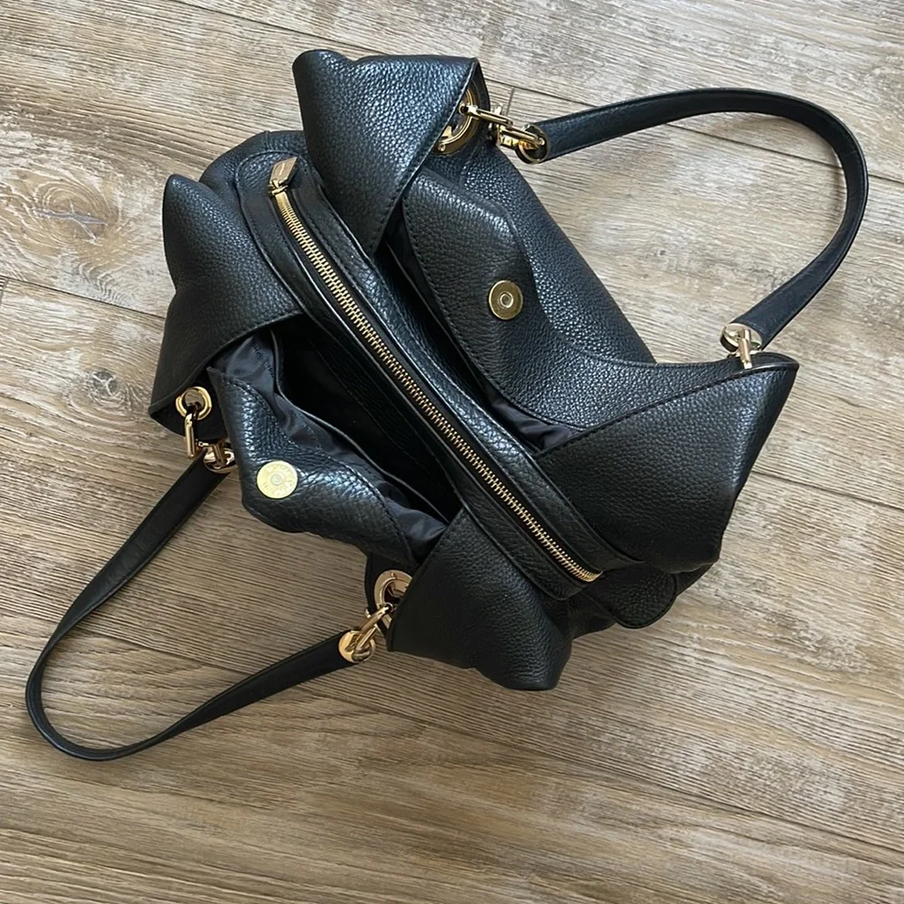 MICHAEL KORS Fulton Large Pebbled Leather Shoulder Bag - Picture 11 of 16
